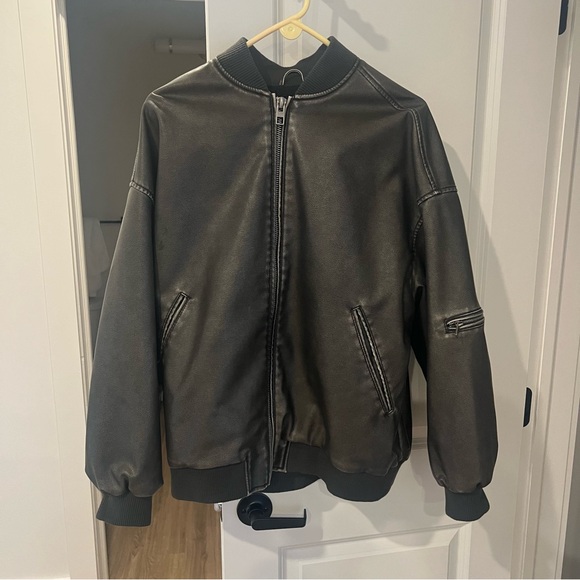 Zara Oversized Faux Leather Bomber Jacket - Picture 6 of 10